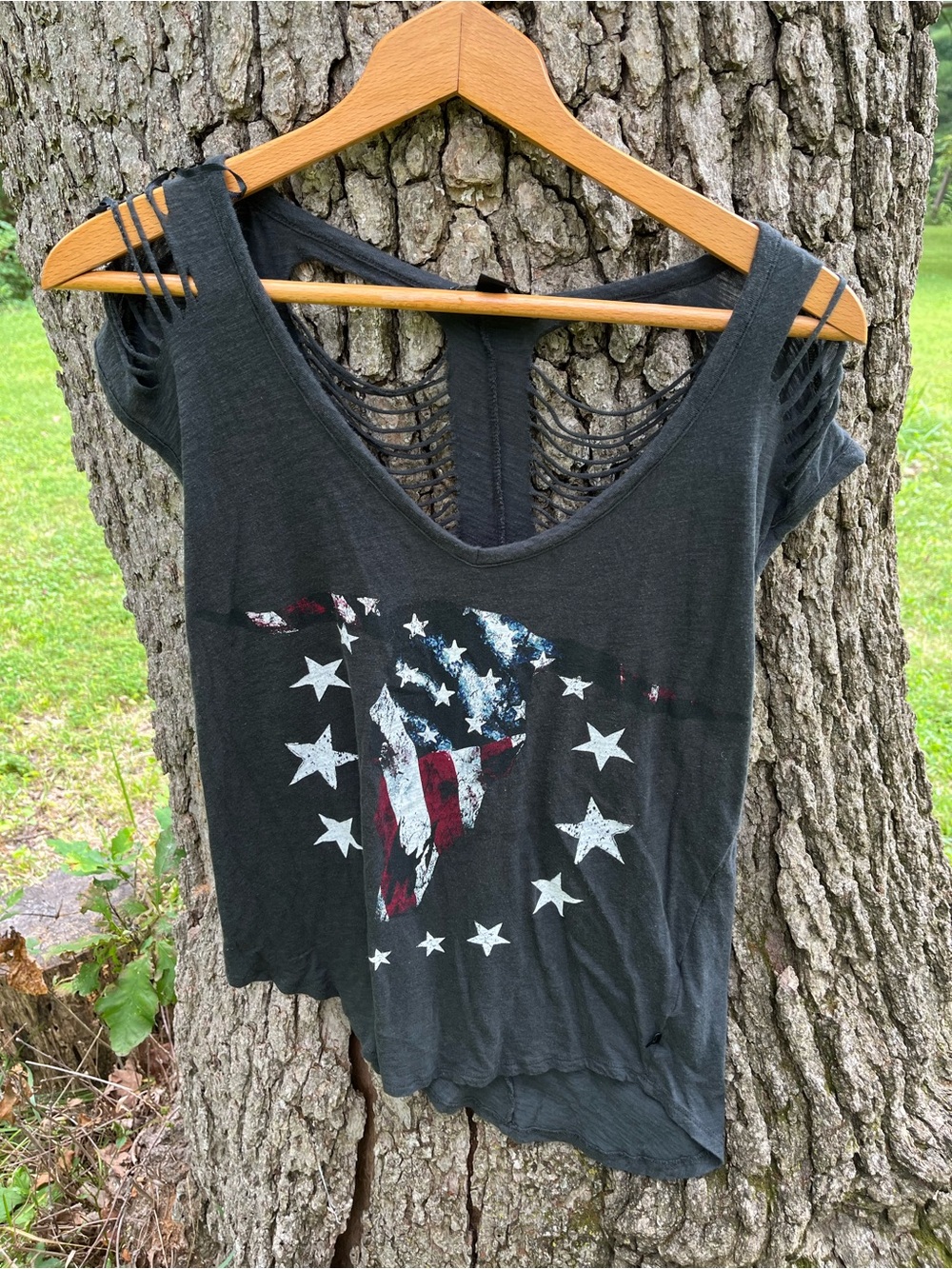 ⭐️Rock & Republic Cut Out Tank in size S